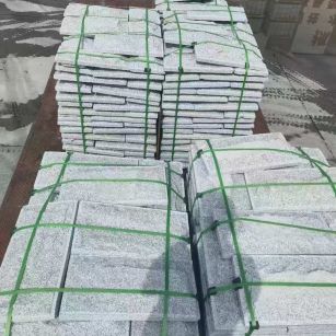 安庆 芝麻白蘑菇石装车出货