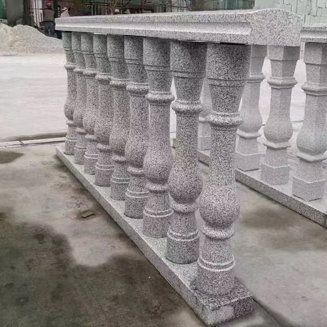 安庆 芝麻白圆形光面花瓶柱，栏杆