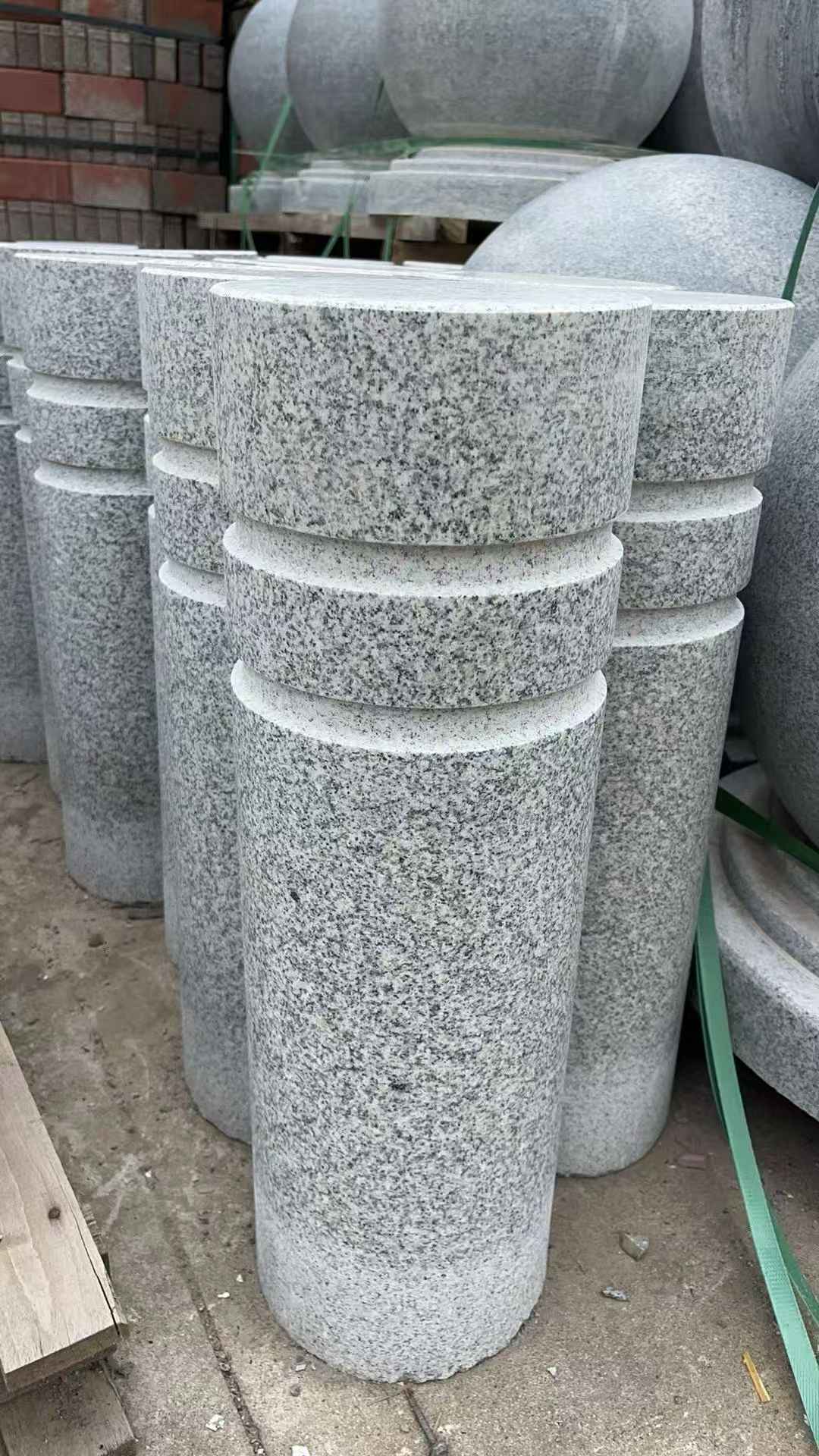 安庆 芝麻白花岗岩挡车柱、隔离柱多少钱