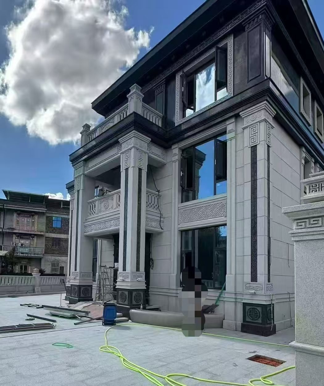 安庆 别墅干挂，芝麻白与芝麻黑完美配合